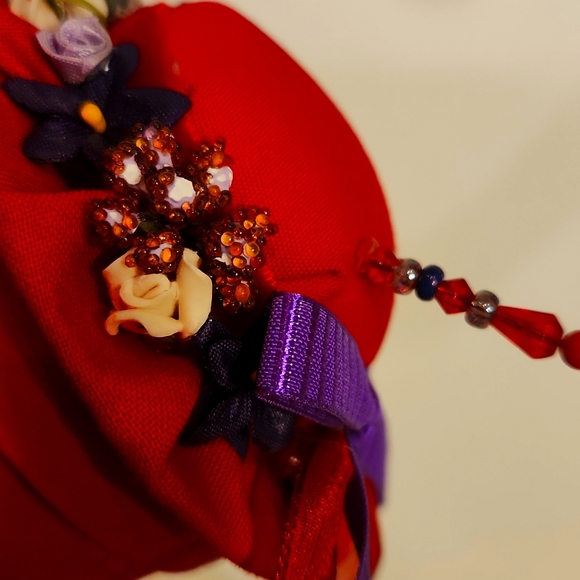 Trinket/Jewelry/ Gift Box. Cloth/ Cardboard. Purple Red Embellished. 3"x3". - Picture 14 of 14
